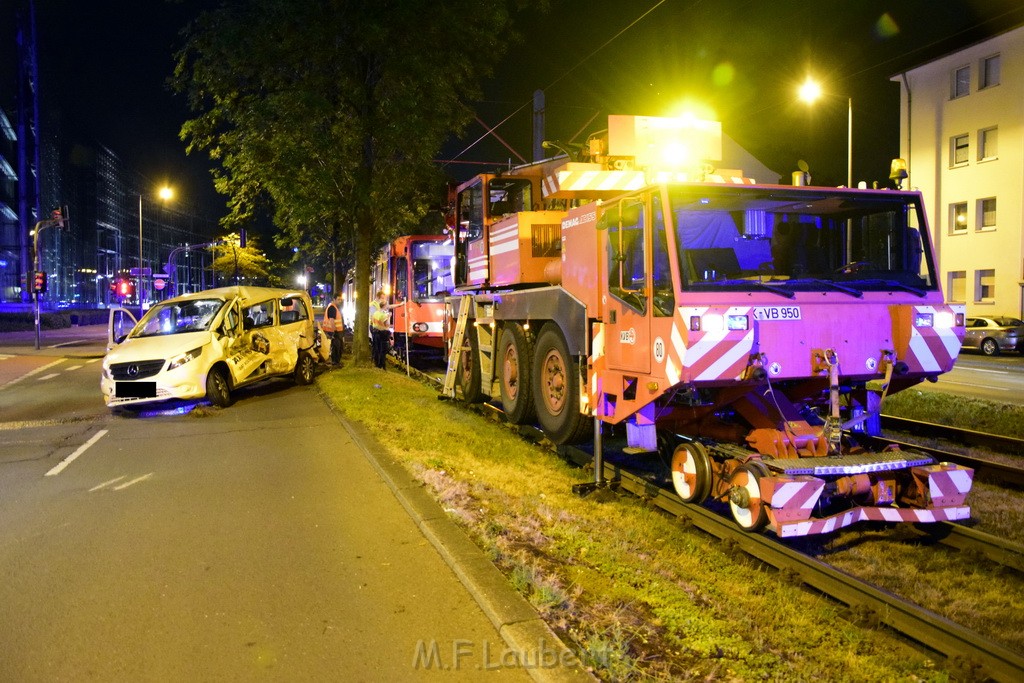 VU PKW Strab Koeln Niehl Amsterdamerstr Friedrich Karlstr P310.JPG - Miklos Laubert